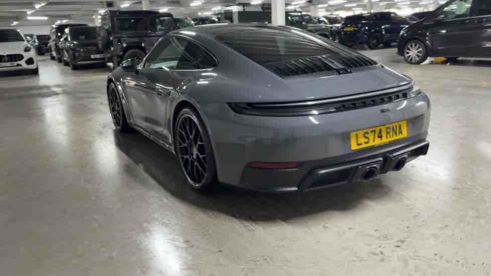 More views of Porsche 911