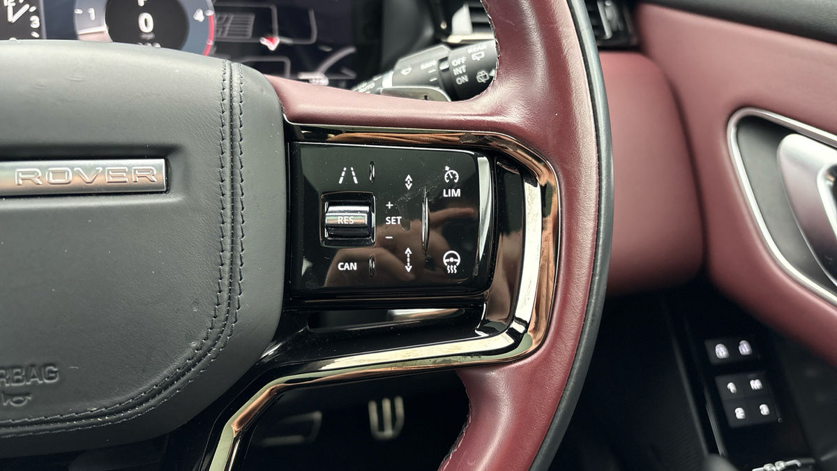 Land Rover Range Rover Velar Image 14