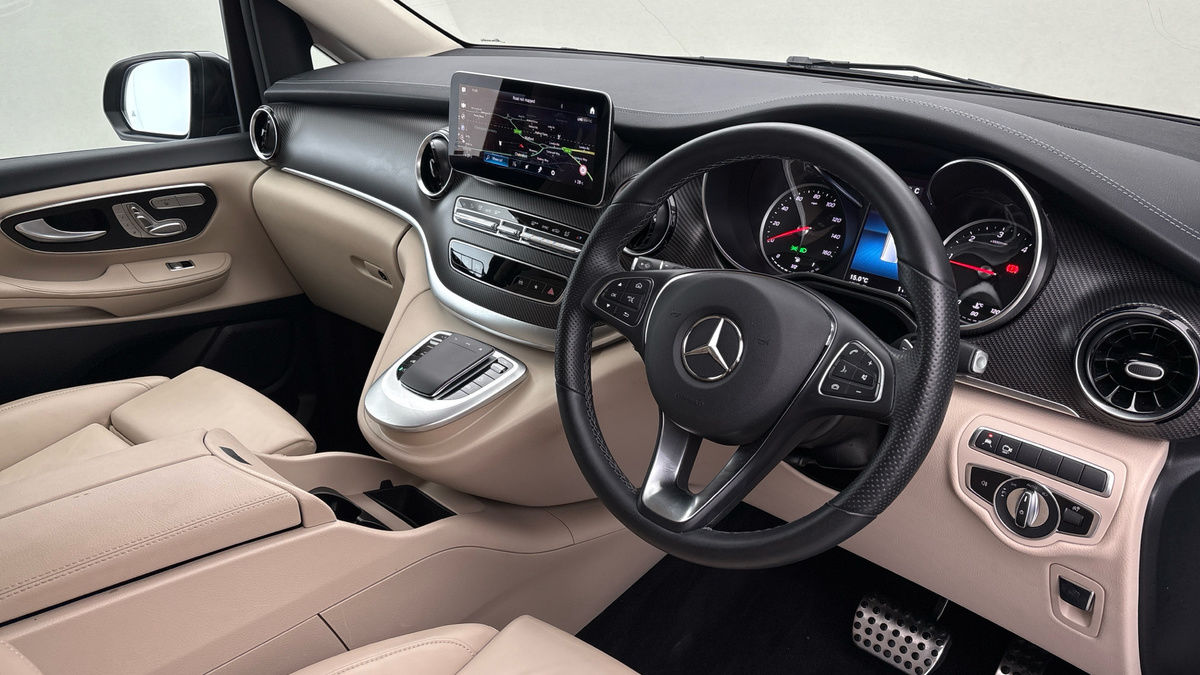Mercedes-Benz V Class Image 9