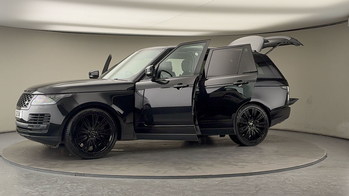 More views of Land Rover Range Rover