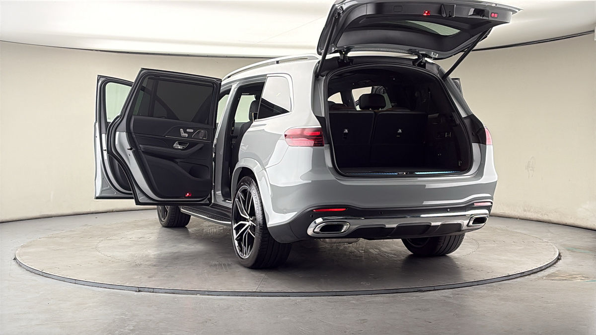 More views of Mercedes-Benz GLS
