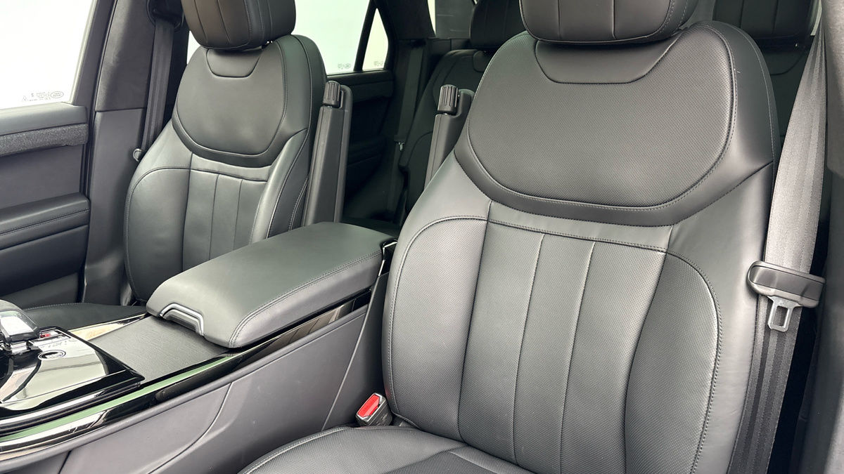 Land Rover Range Rover Sport Image 7