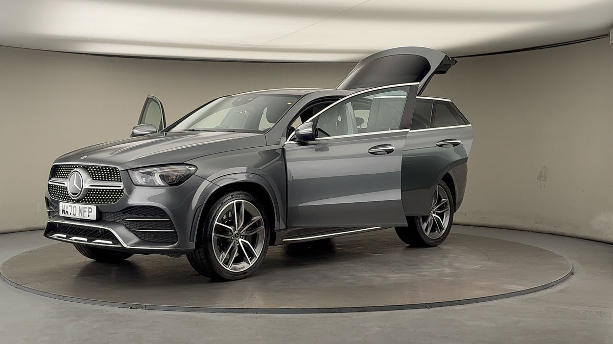 More views of Mercedes-Benz GLE