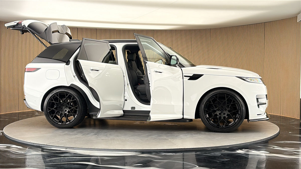 More views of Land Rover Range Rover Sport