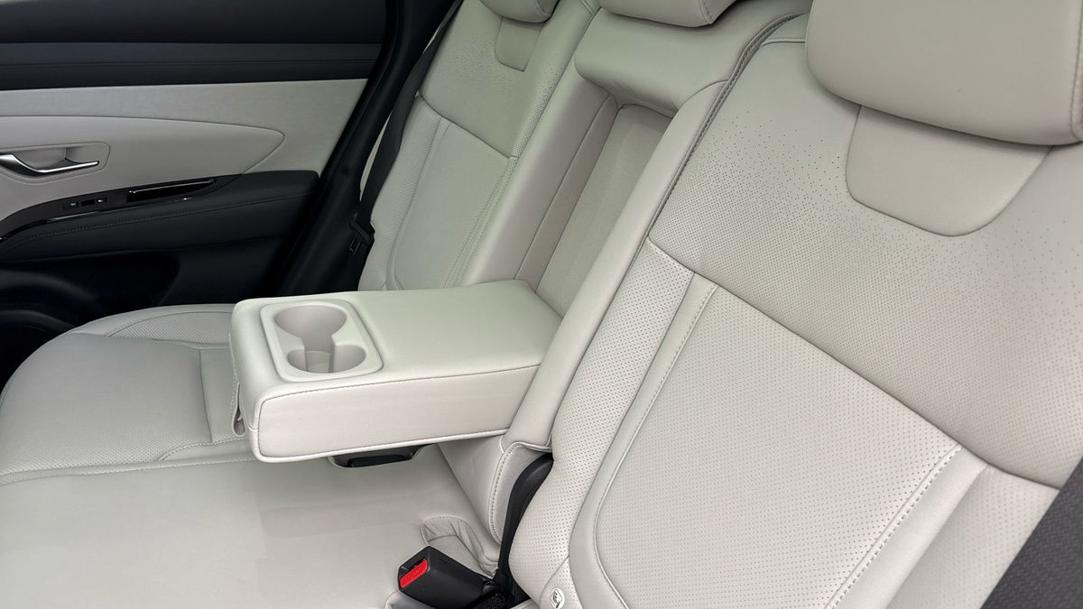 Hyundai TUCSON Image 9