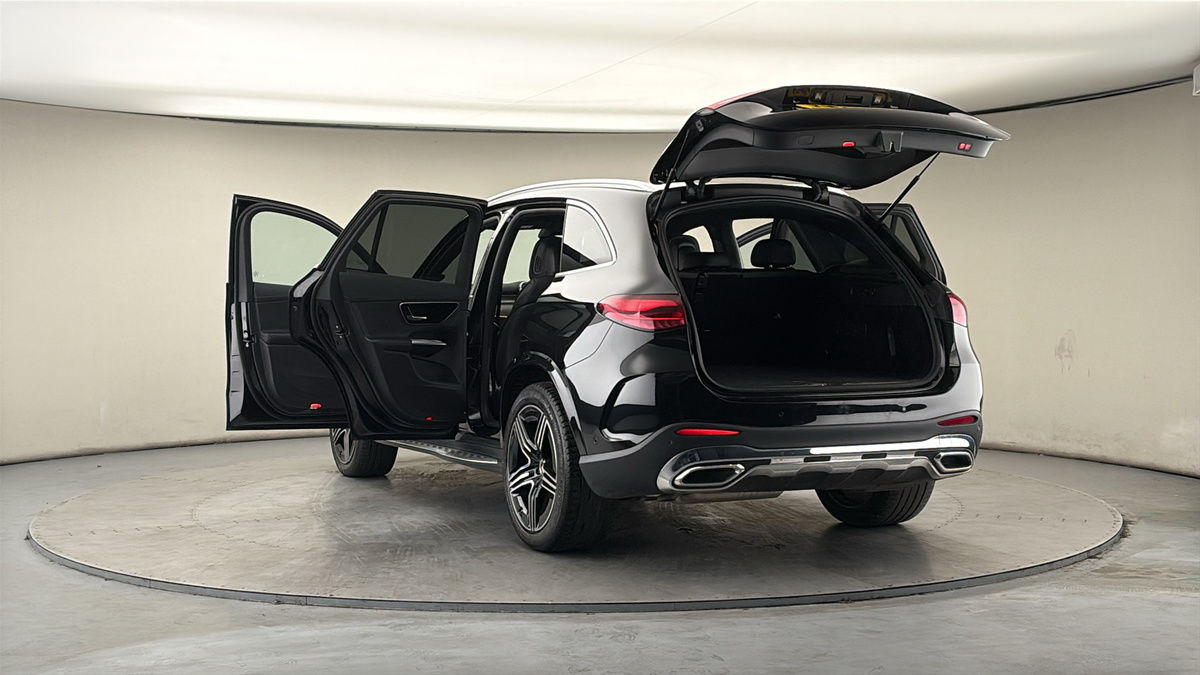 More views of Mercedes-Benz GLC