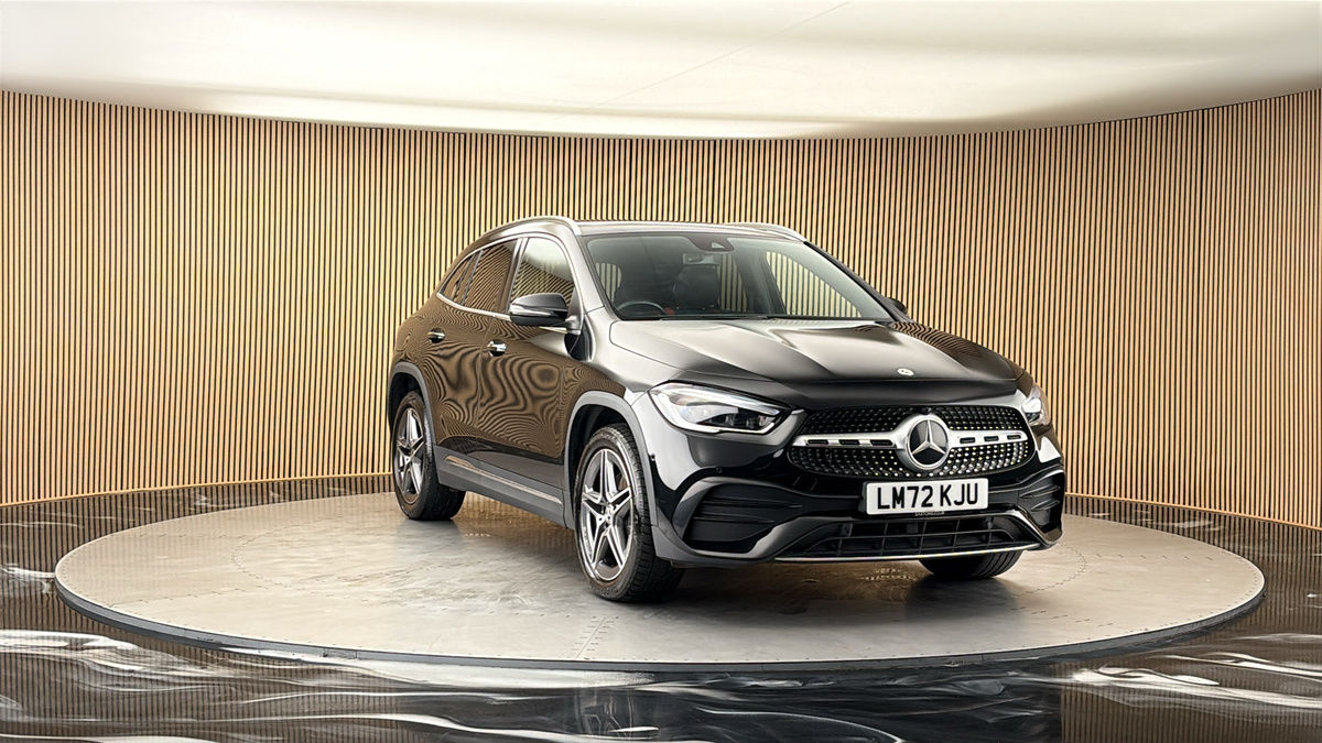 More views of Mercedes-Benz GLA