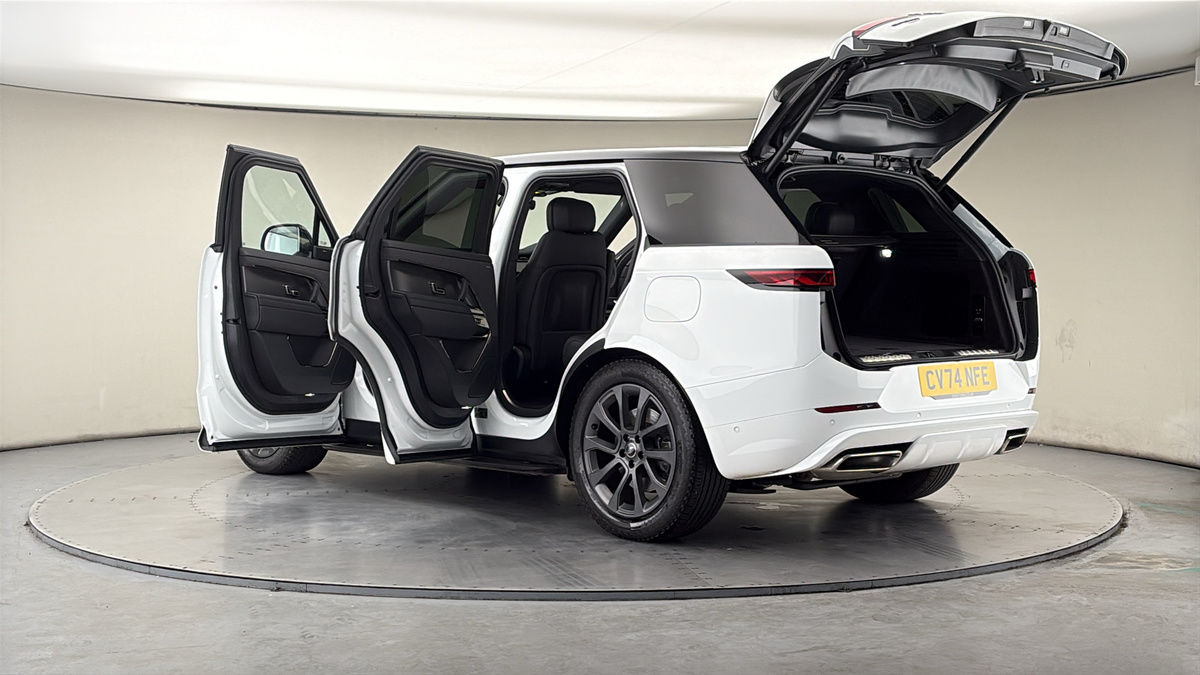 More views of Land Rover Range Rover Sport