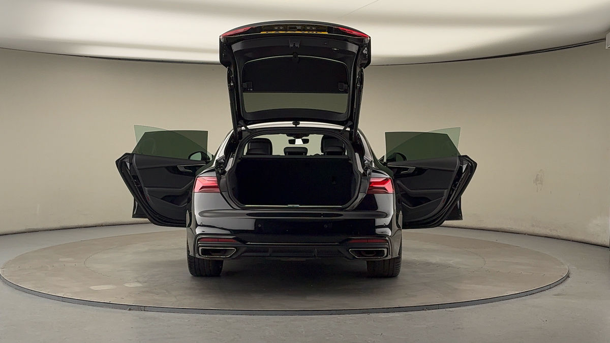 More views of Audi A5