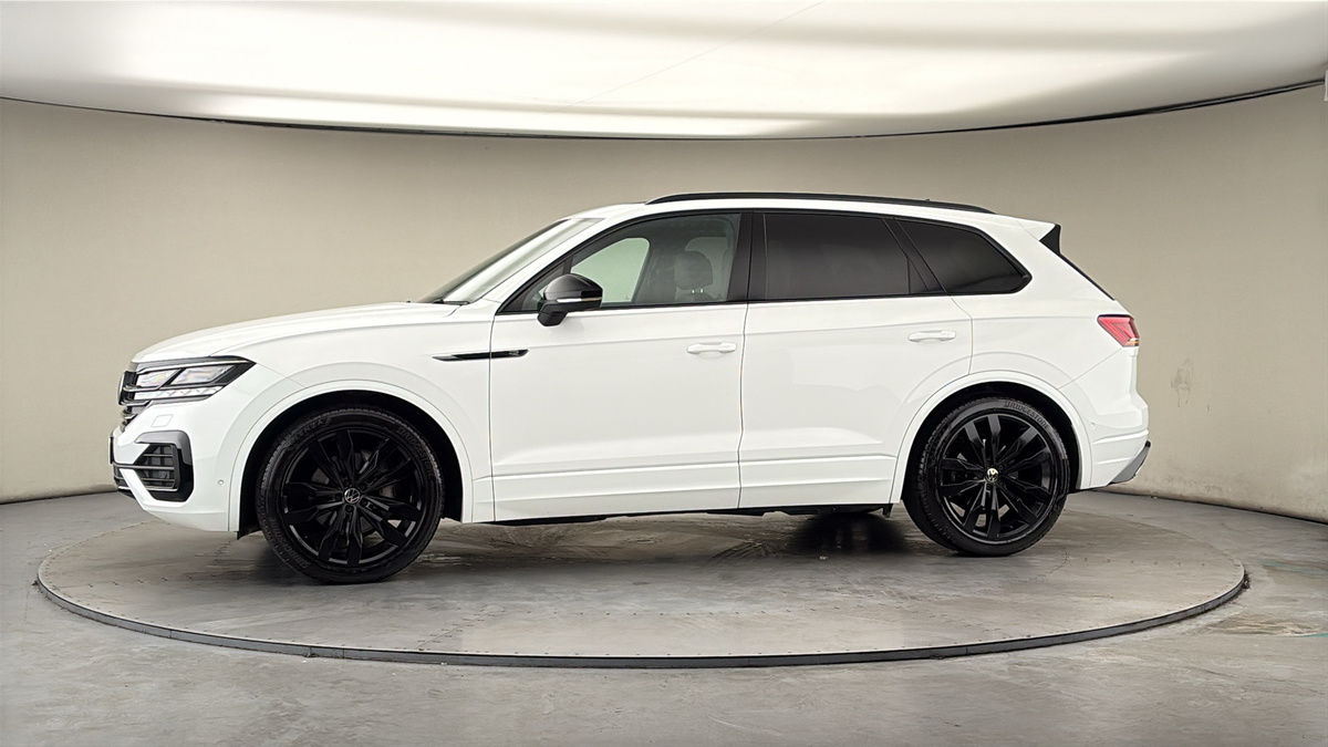 More views of Volkswagen Touareg