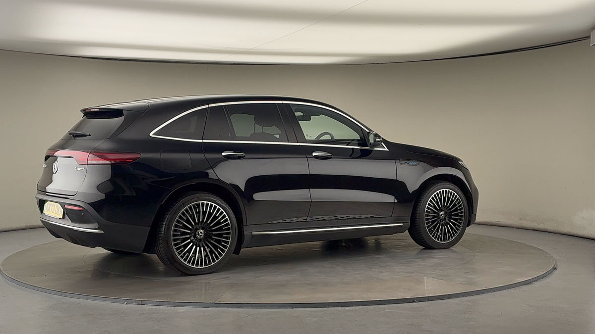 More views of Mercedes-Benz EQC