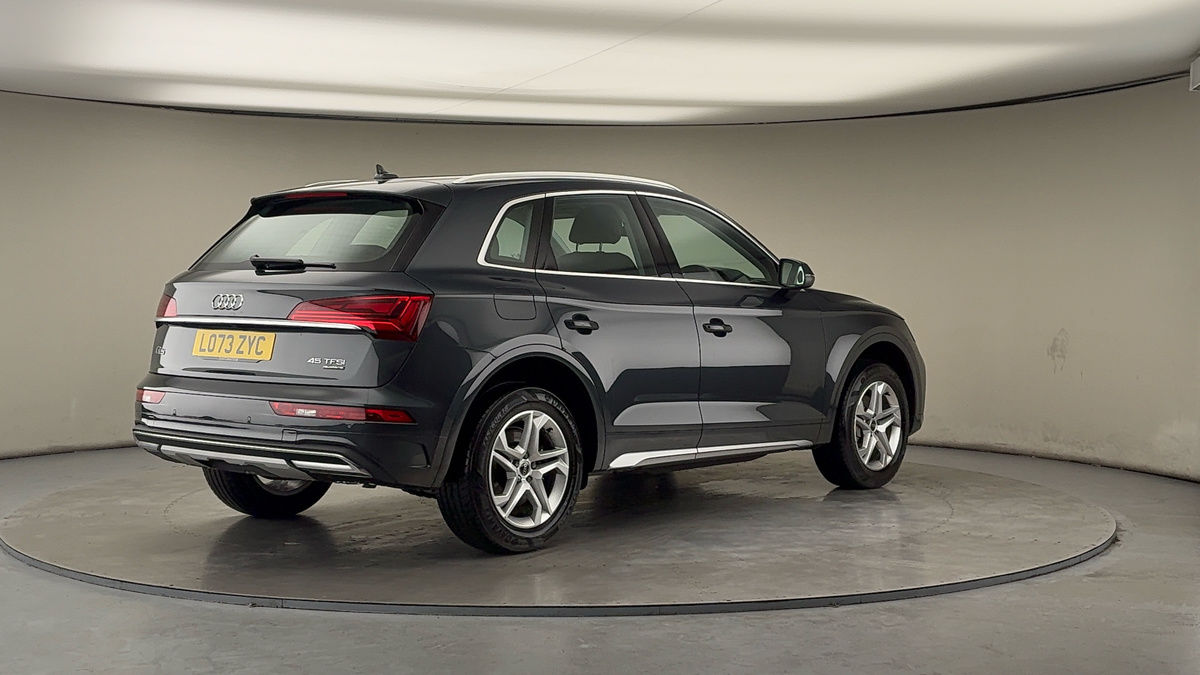 Audi Q5 Image 21