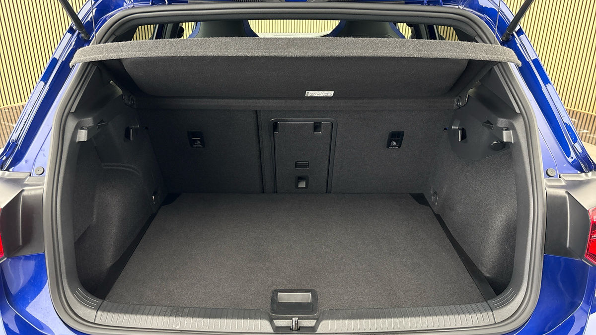 Volkswagen Golf Image 11