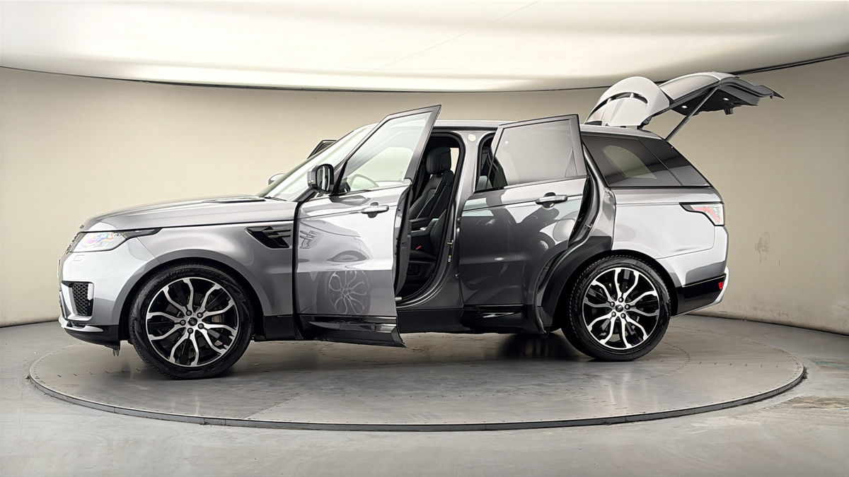 More views of Land Rover Range Rover Sport
