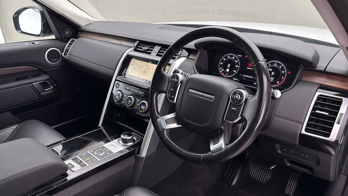 Land Rover Discovery Image 5