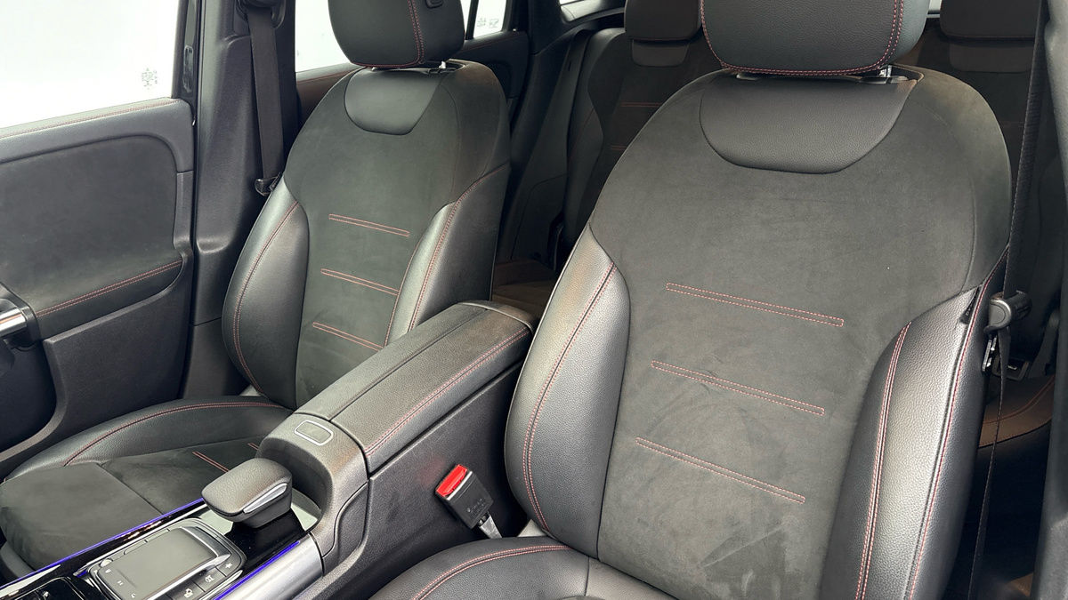 Mercedes-Benz GLA Image 7