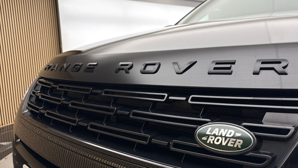 Land Rover Range Rover Evoque Image 24