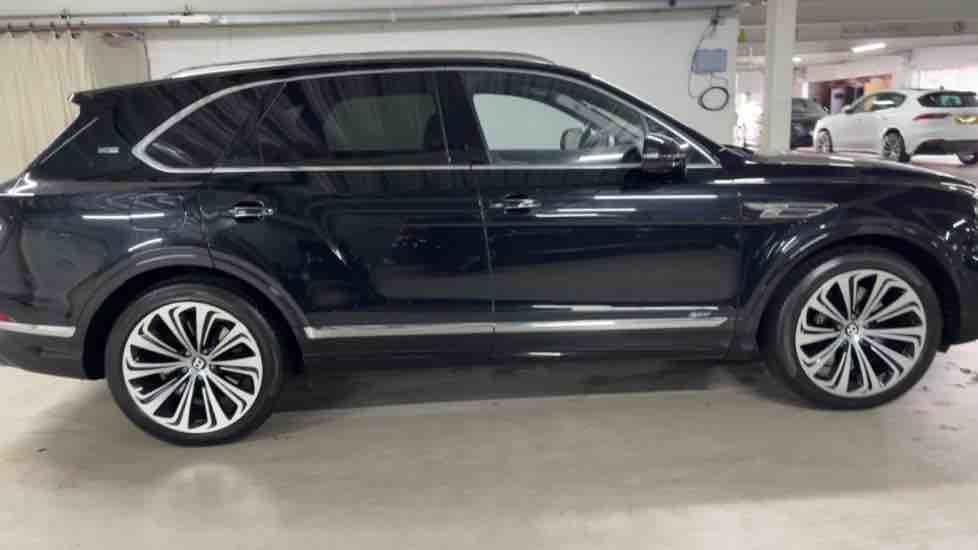 More views of Bentley Bentayga