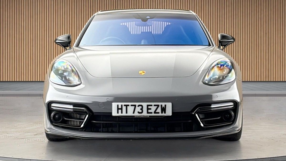 Porsche Panamera Image 3