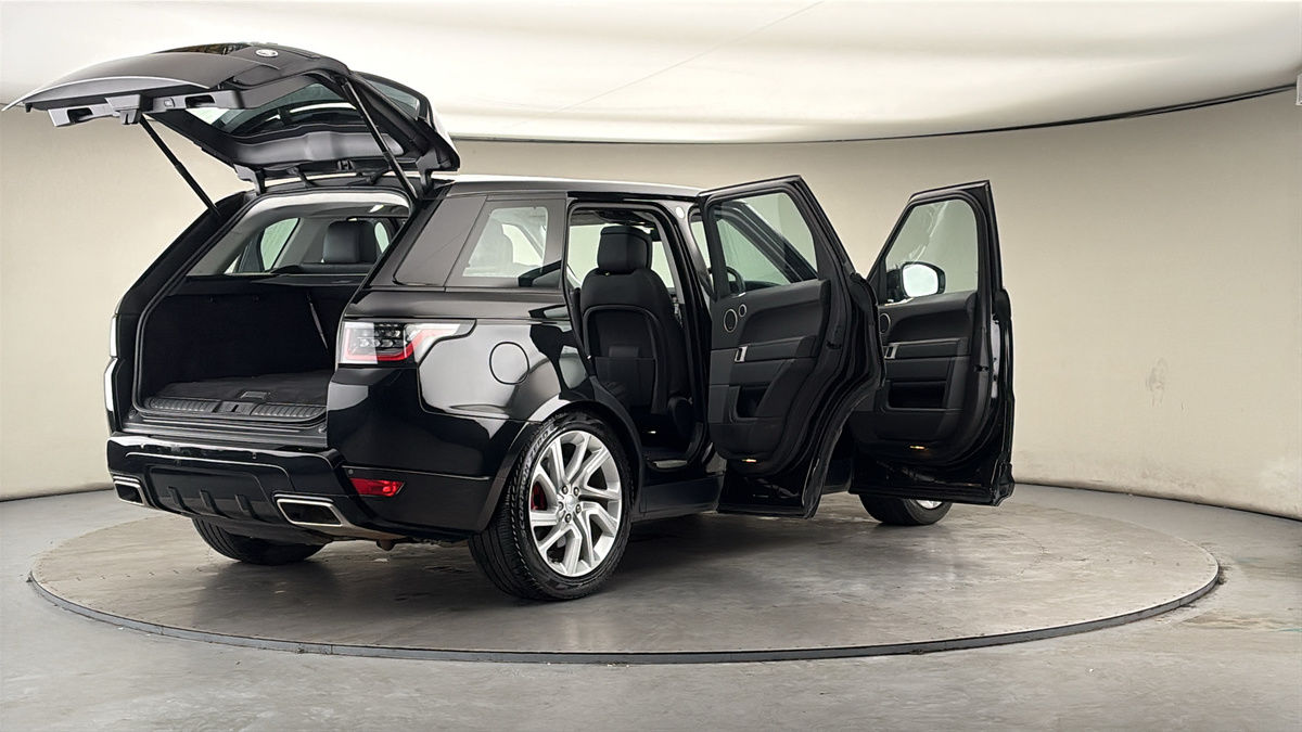 More views of Land Rover Range Rover Sport