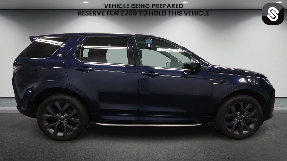Land Rover Discovery Sport Image 5