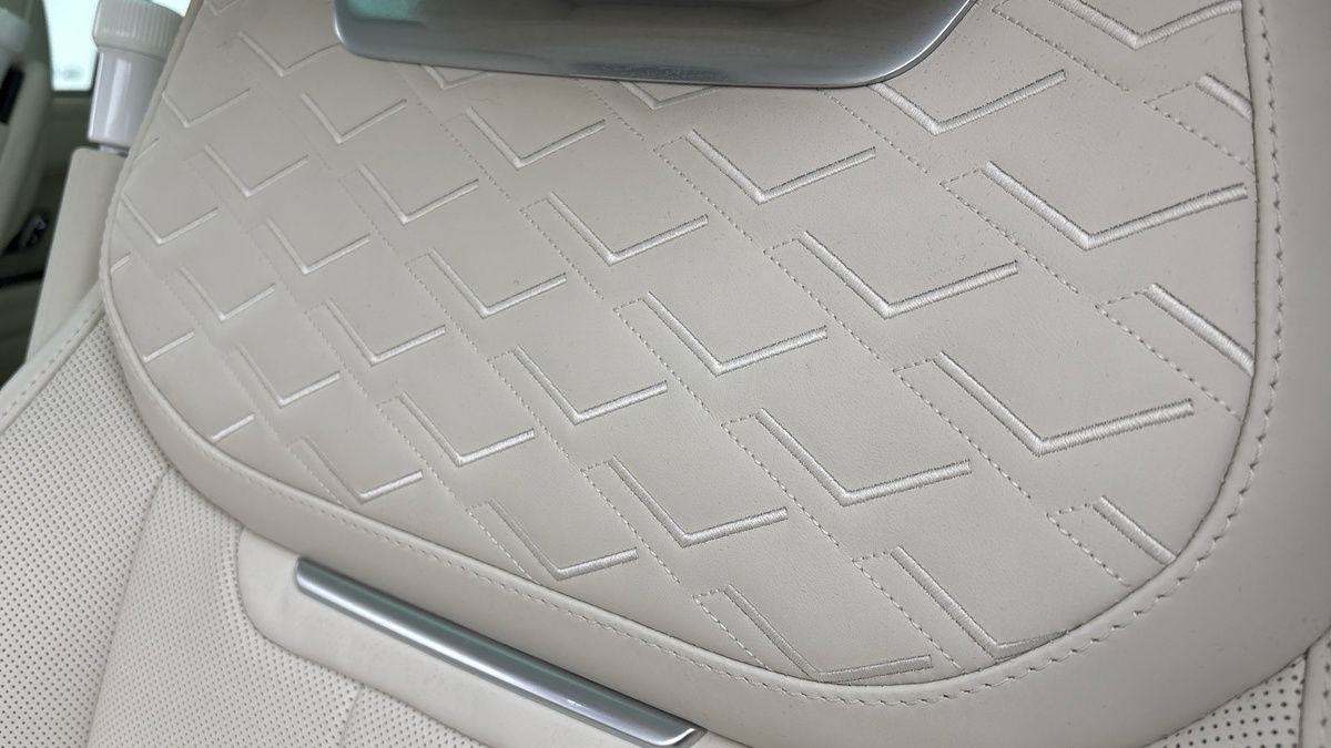 Land Rover Range Rover Image 28