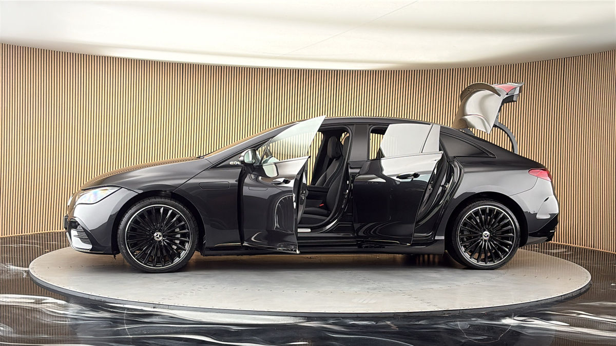 More views of Mercedes-Benz EQE