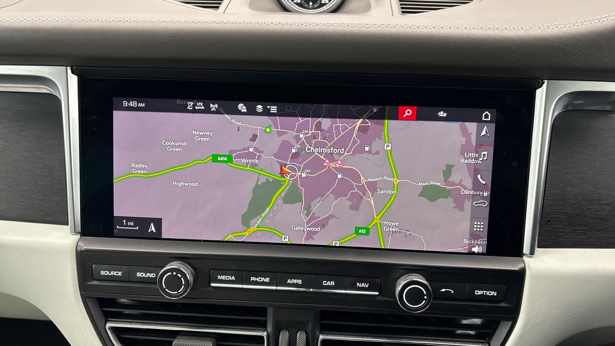 Porsche Macan Image 17