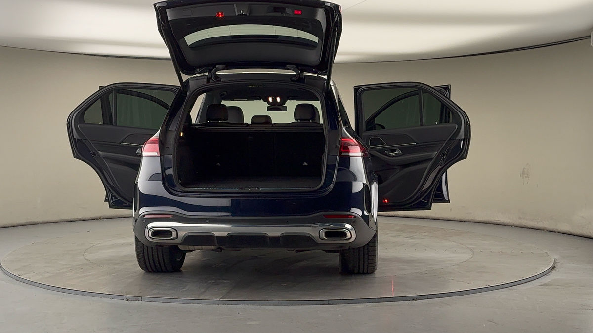 More views of Mercedes-Benz GLE