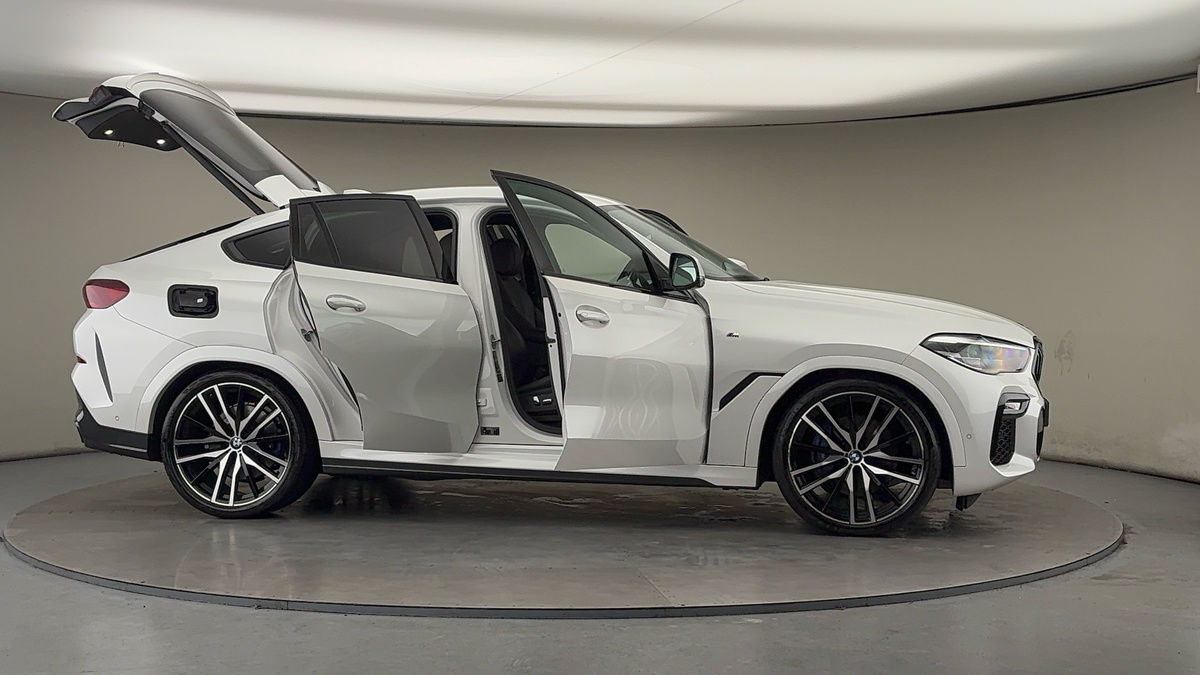 More views of BMW X6