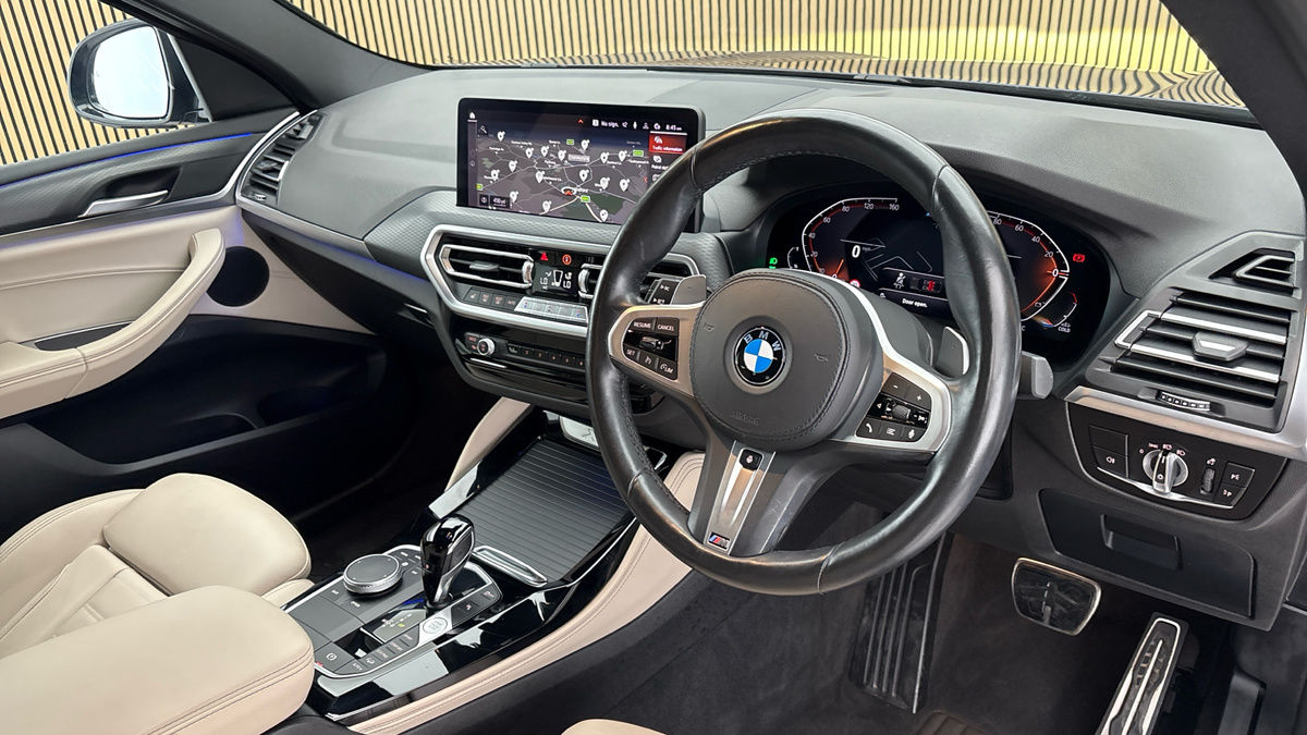 More views of BMW X4