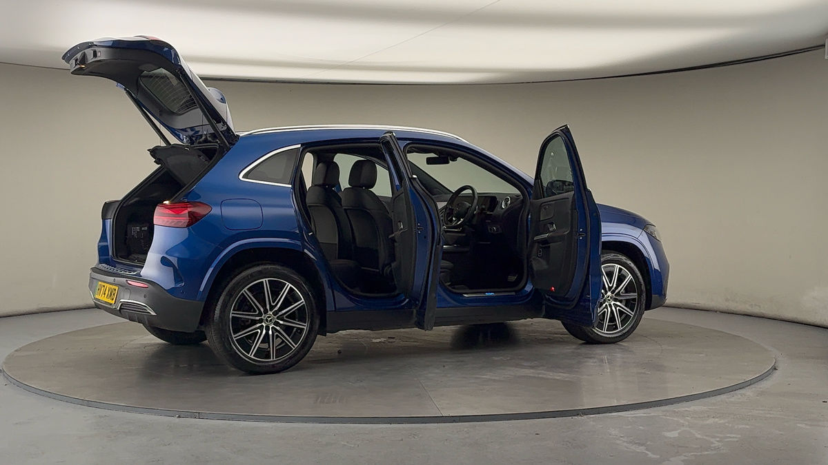 More views of Mercedes-Benz EQA