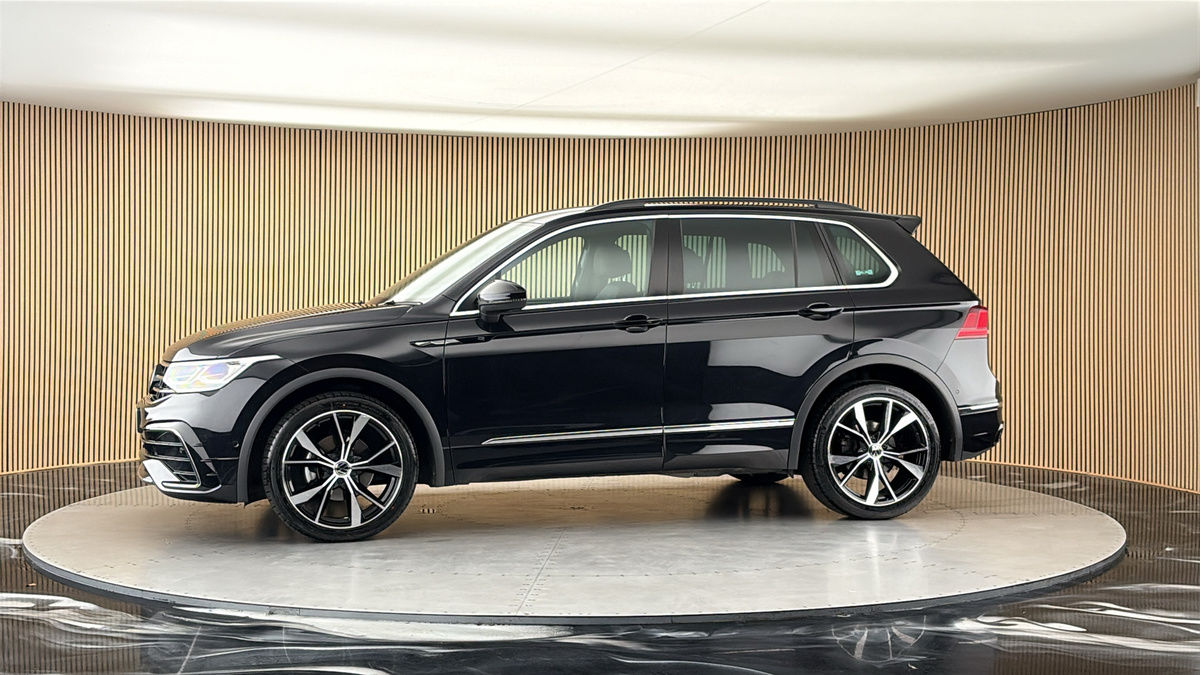 More views of Volkswagen Tiguan