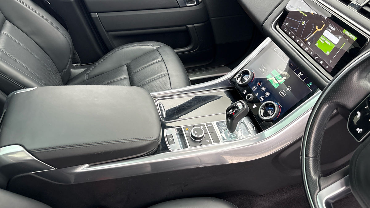 Land Rover Range Rover Sport Image 18