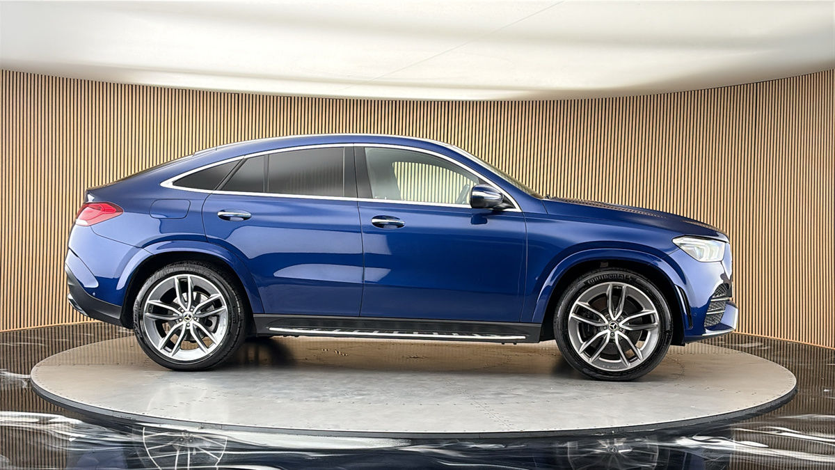 More views of Mercedes-Benz GLE
