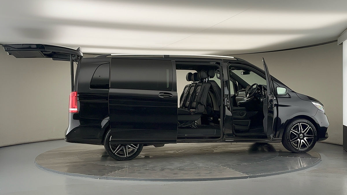 More views of Mercedes-Benz V Class
