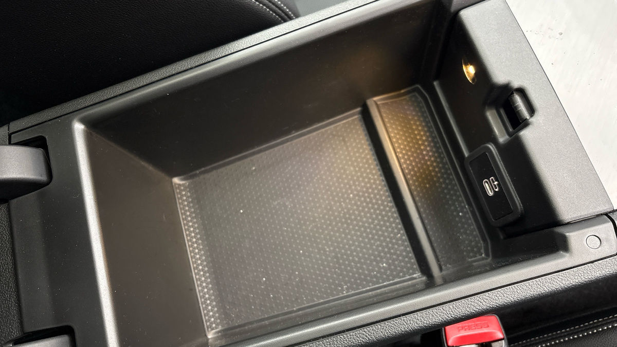 BMW 2 Series Image 32