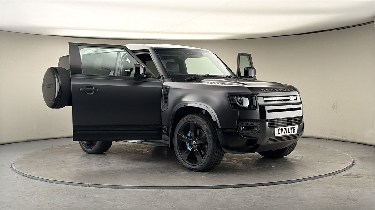 More views of Land Rover Defender 90