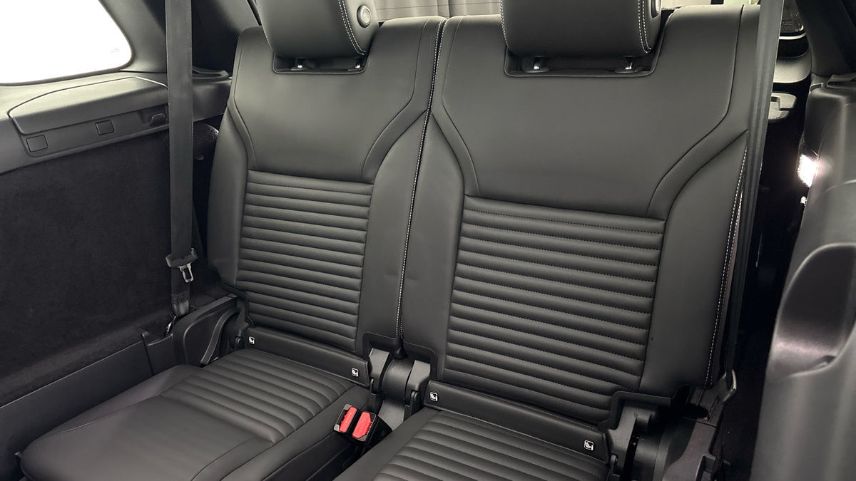 Land Rover Discovery Image 27