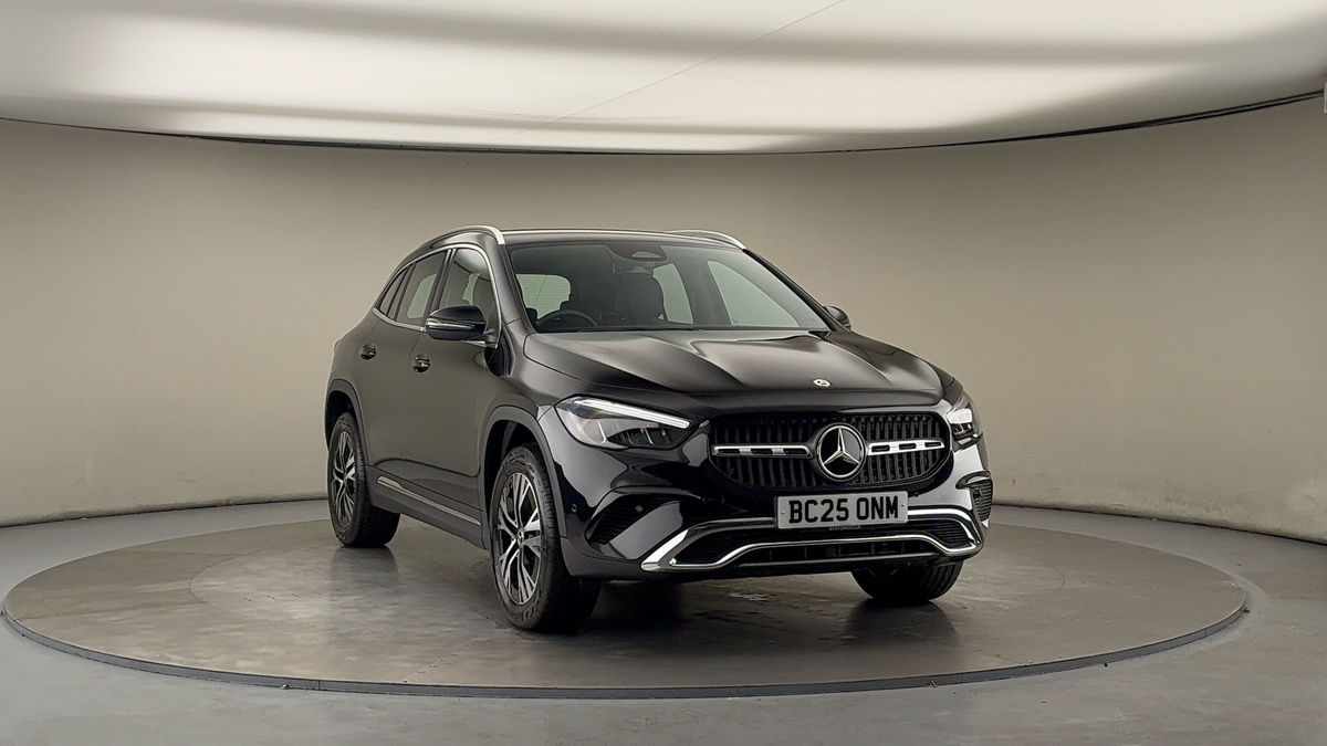 More views of Mercedes-Benz GLA