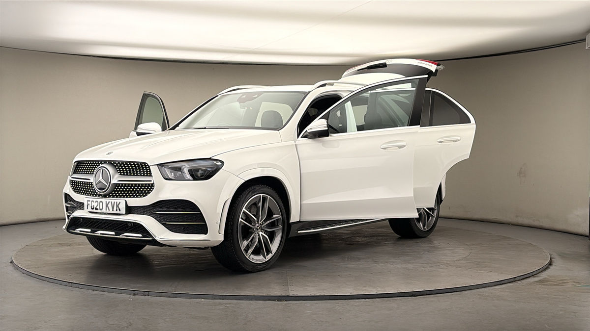 More views of Mercedes-Benz GLE