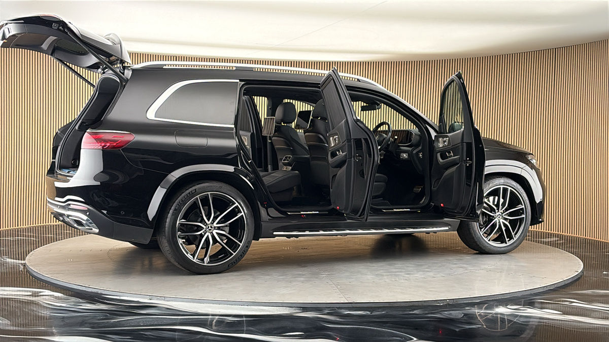 More views of Mercedes-Benz GLS