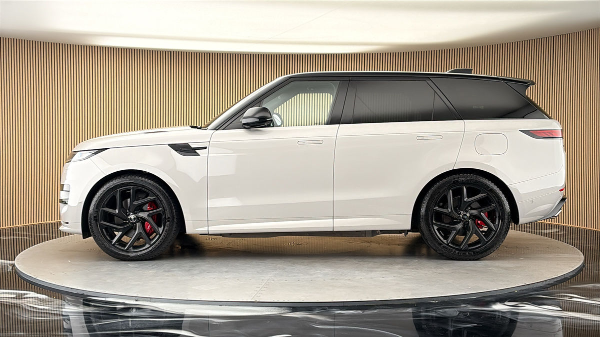Land Rover Range Rover Sport Image 15