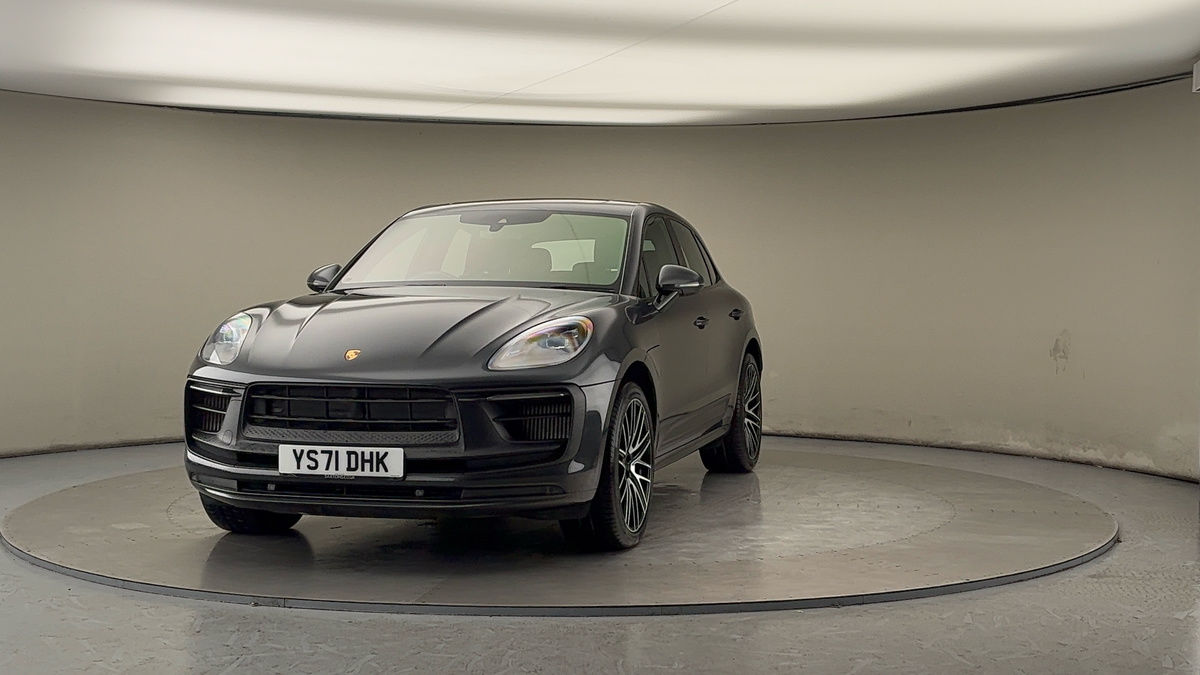 More views of Porsche Macan
