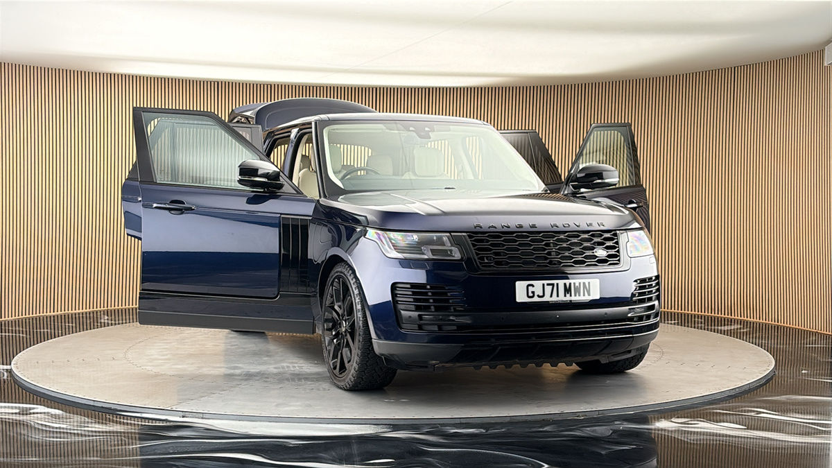 More views of Land Rover Range Rover
