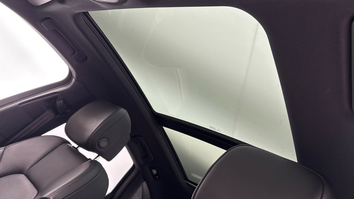 Porsche Macan Image 6