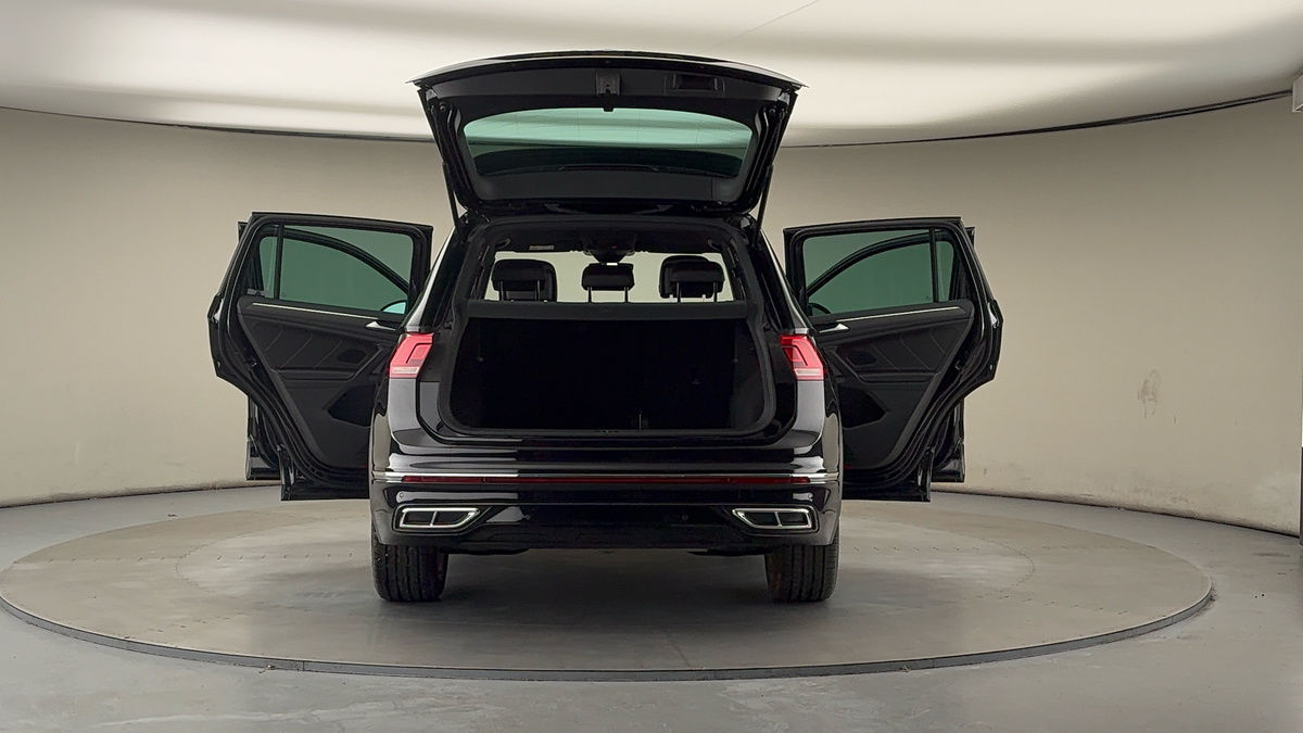 More views of Volkswagen Tiguan