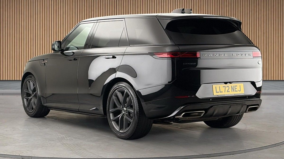 Land Rover Range Rover Sport Image 2