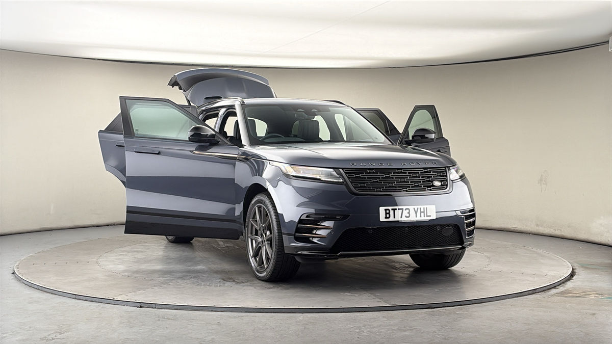 More views of Land Rover Range Rover Velar