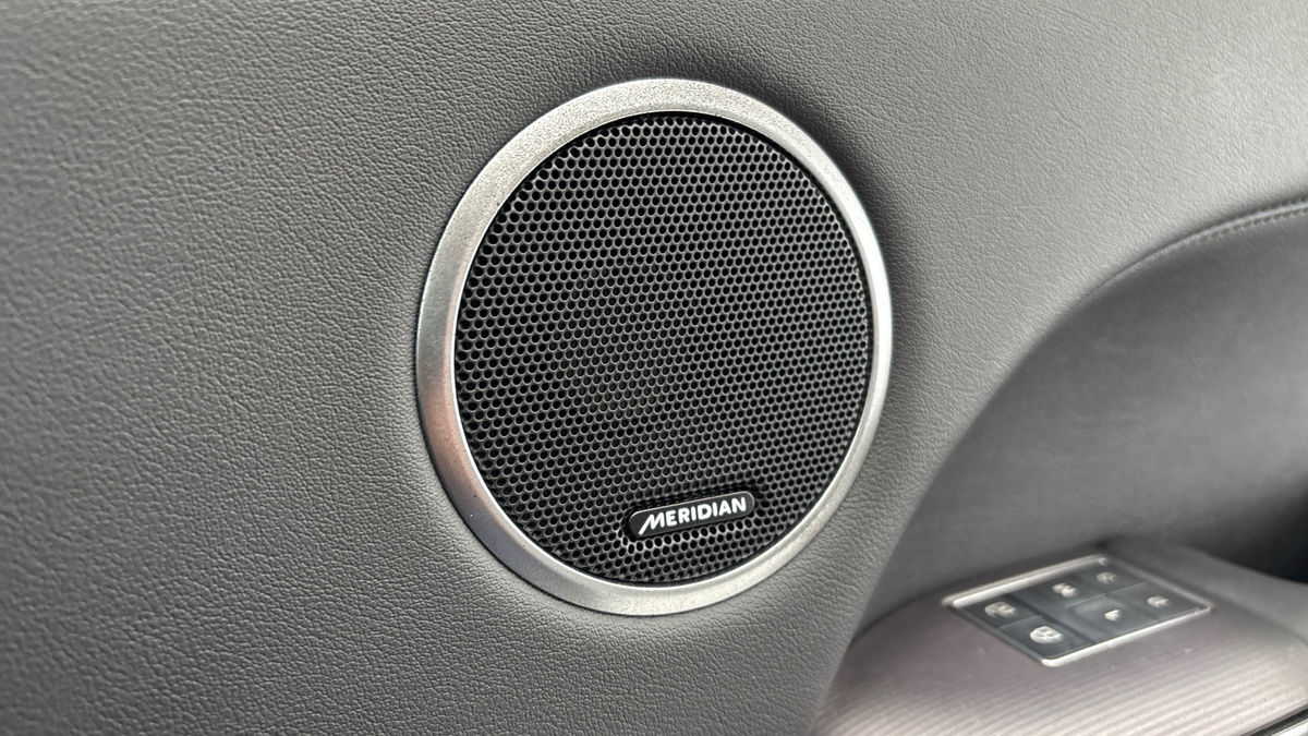 Land Rover Range Rover Sport Image 25